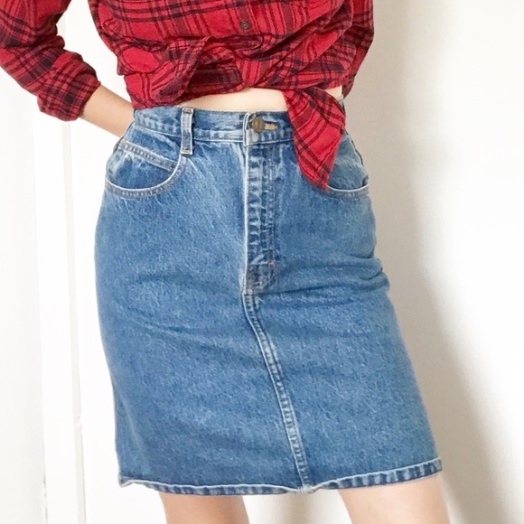 Vintage Dresses & Skirts - Vintage denim high waisted skirt size 25